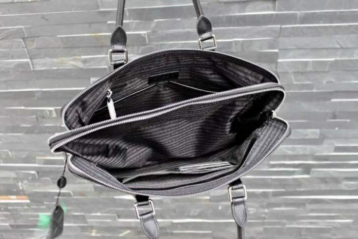 Picture of Prada Mens Bags _SKUfw167302564fw